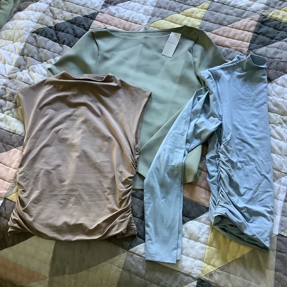 Abercrombie & Fitch Tops - Abercrombie set of 3 women’s tops, Size S